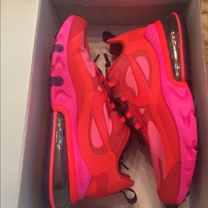 Women’s Air max 270 react mystic red
